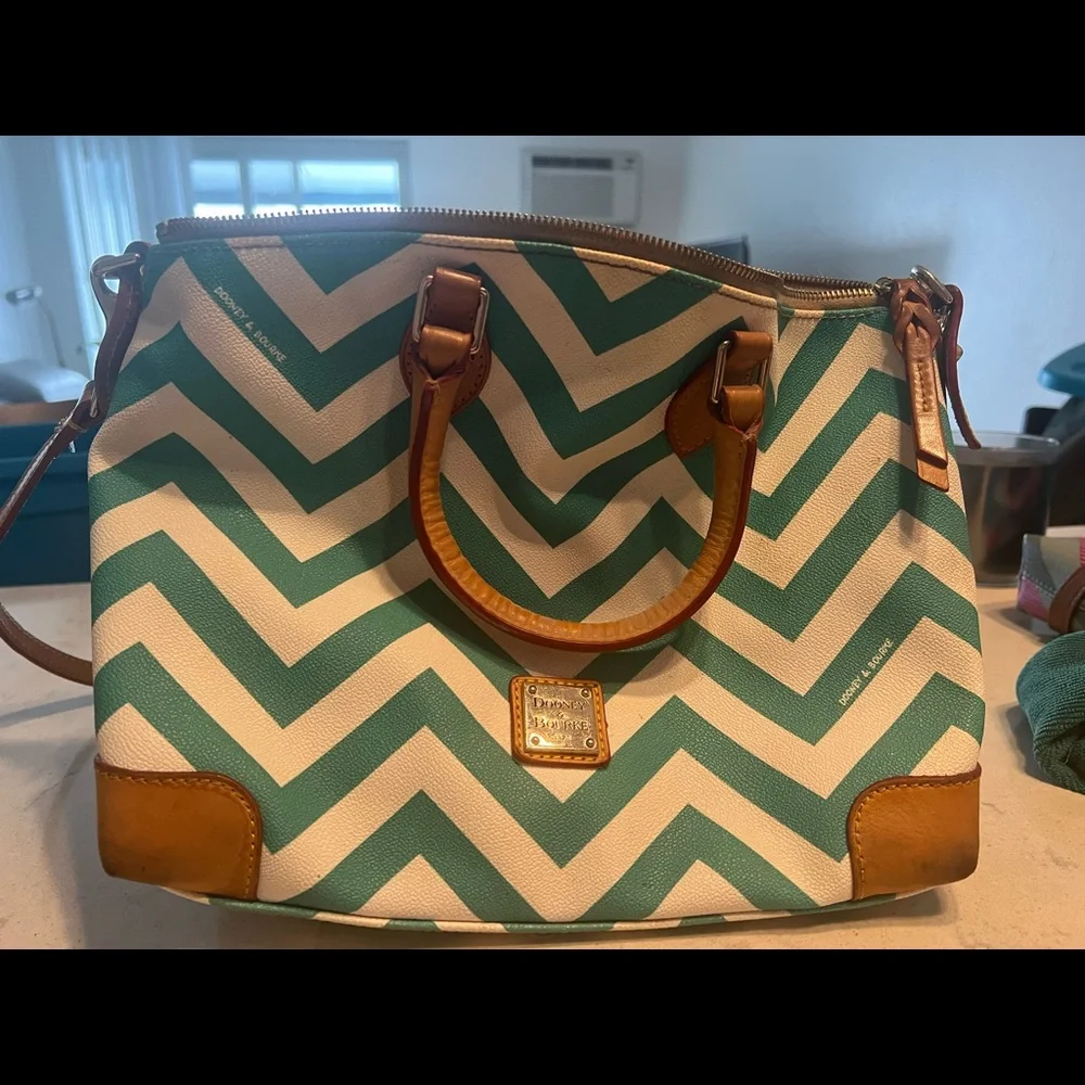 Dooney & Bourke - Picture 1 of 3